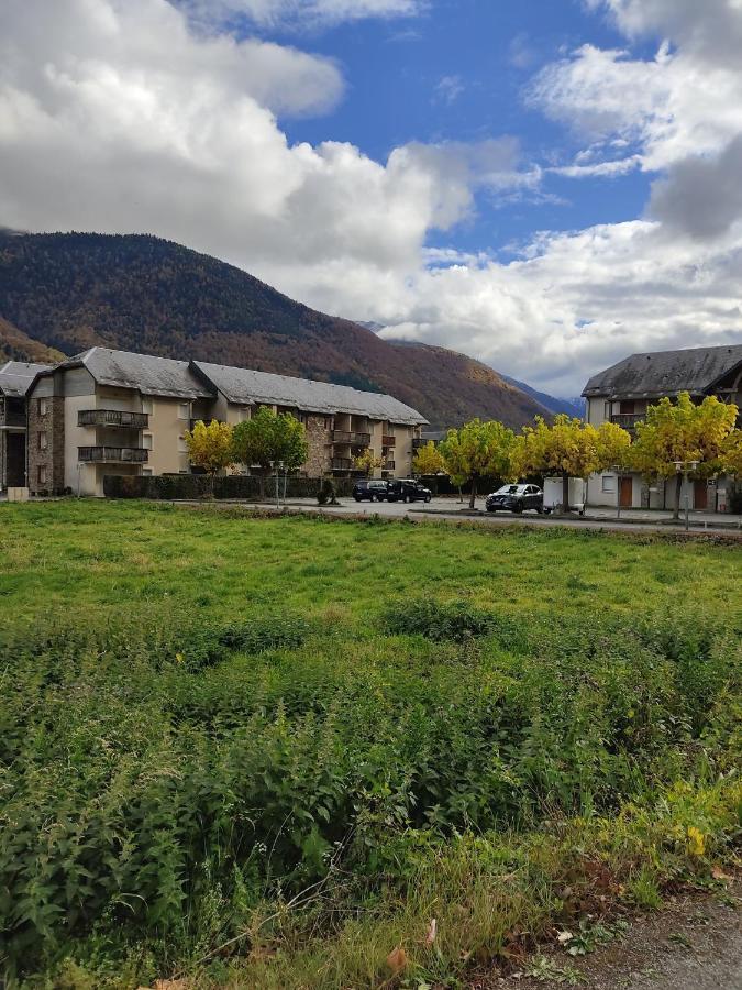 Appartamento Le Nid Douillet Du Pic D'Aran Bagnères-de-Luchon Esterno foto