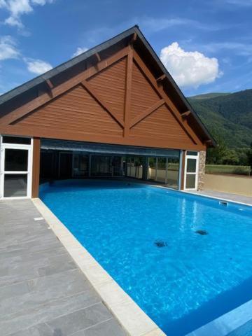 Appartamento Le Nid Douillet Du Pic D'Aran Bagnères-de-Luchon Esterno foto